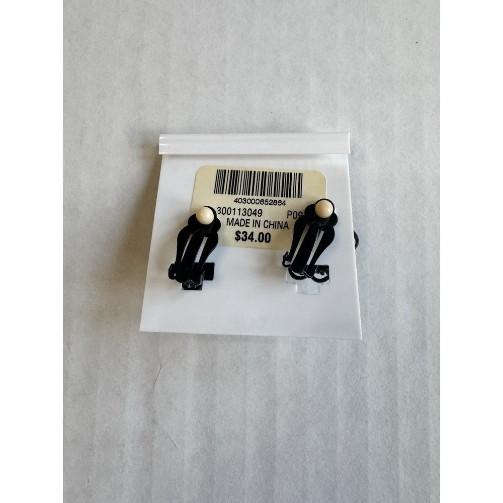 White House Black Market Clip Earrings Black Rhinestone NEW - Picture 3 of 3
